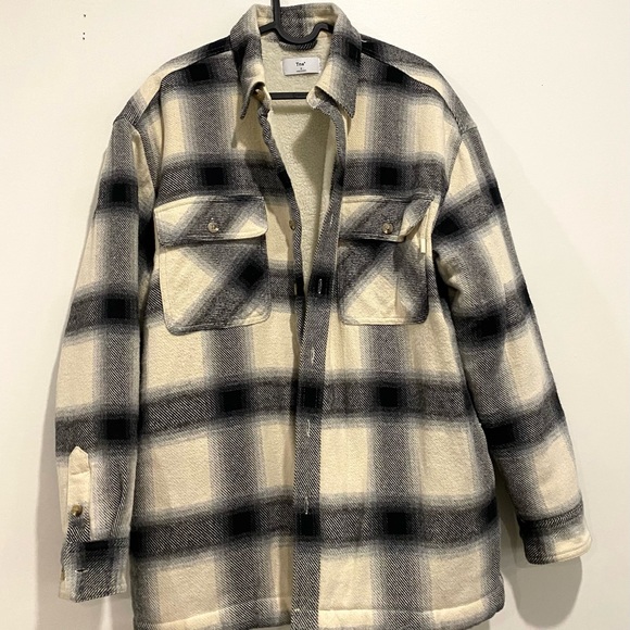 Aritzia Prospect Shirt Jacket - Picture 1 of 2